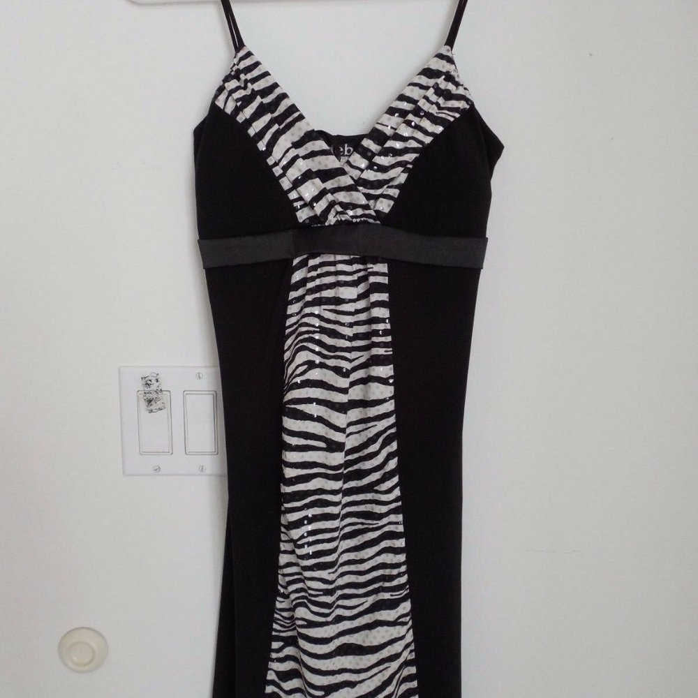 Juniors Womens Deb Zebra Print Evening/Party Sequins Dress Size Small